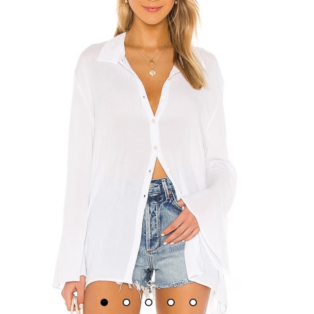Whitney Beach Shirt in Coconut White
Lovers and Friends